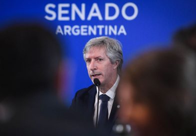 Senadores peronistas piden citar a Bausili por el traslado de oro del BCRA al exterior Senadores peronistas piden citar a Bausili por el traslado de oro del BCRA al exterior