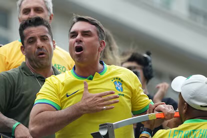 El gabinete celebró el triunfo de Bolsonaro en Brasil